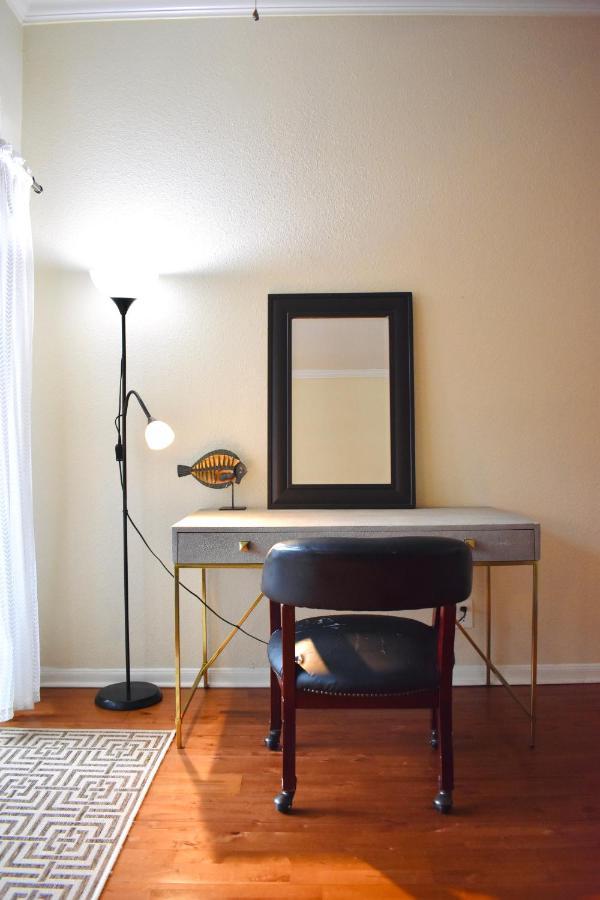 Montrose Pied-A-Terre Apartments Walking Distance To Museums Houston Exterior photo